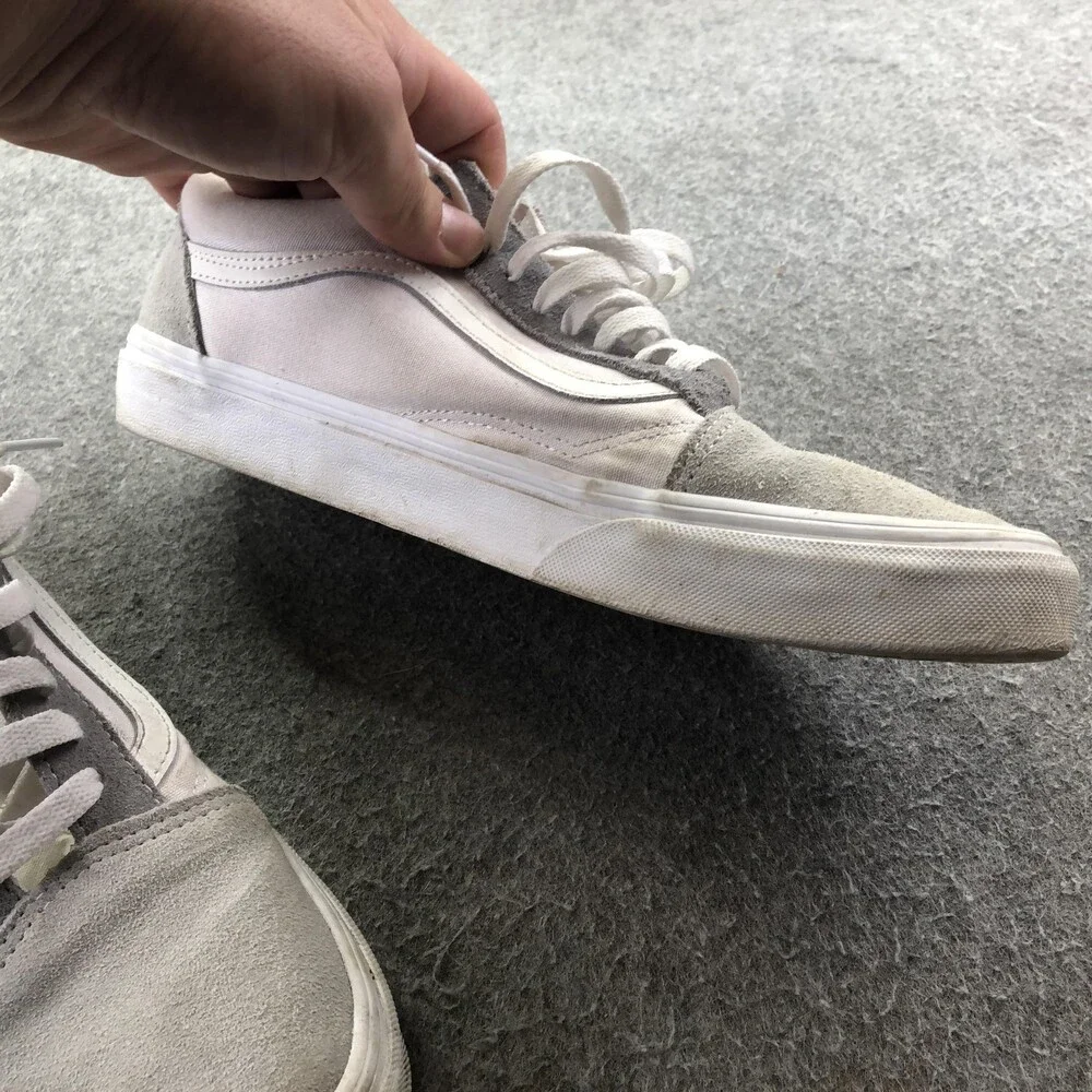 Vans Old Skool Shoes Mens Size 10 White Gray Canvas Skate Sneakers Low Top